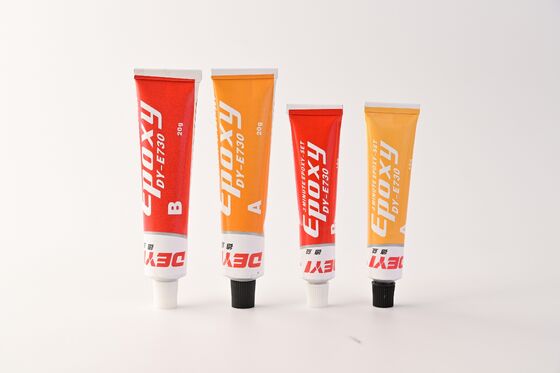 Zwei-Teile-Epoxy-Klebstoff. Hochfester AB-Kleber für Strukturverbindungen und Oberflächenreparatur.