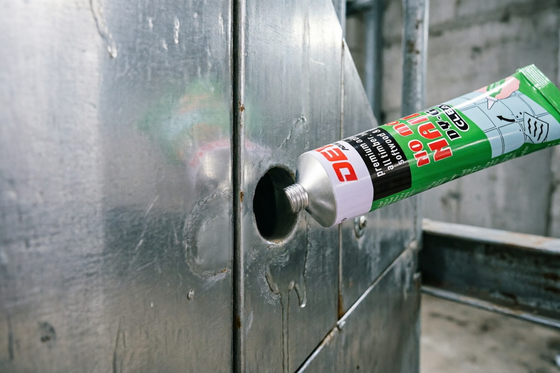 Clear No More Nails Glue - Fast Setting Liquid Nail Adhesive with Strong Bonding for Wood and Picture Frames
