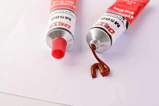 Industrielle Qualität M588 Hochtemperatur-neutrale RTV-Dichtungsdichtungsmaschine Rotdichtungsmittel für wirksame und langlebige Dichtungsanwendungen