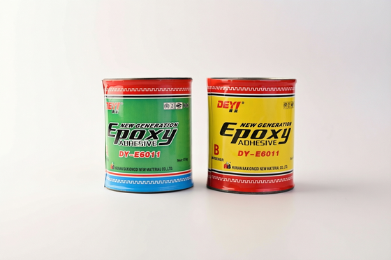 Niedriggeruchs-Epoxy-AB-Kleber -- Strukturklebstoff für professionelle industrielle Anwendungen