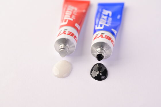 5-Min. Schnelle Aushärtung Schwarz-Weiß-Epoxy-Gel-Kleber Hohe Festigkeit Isolierklebstoff für die Reparatur elektrischer Geräte